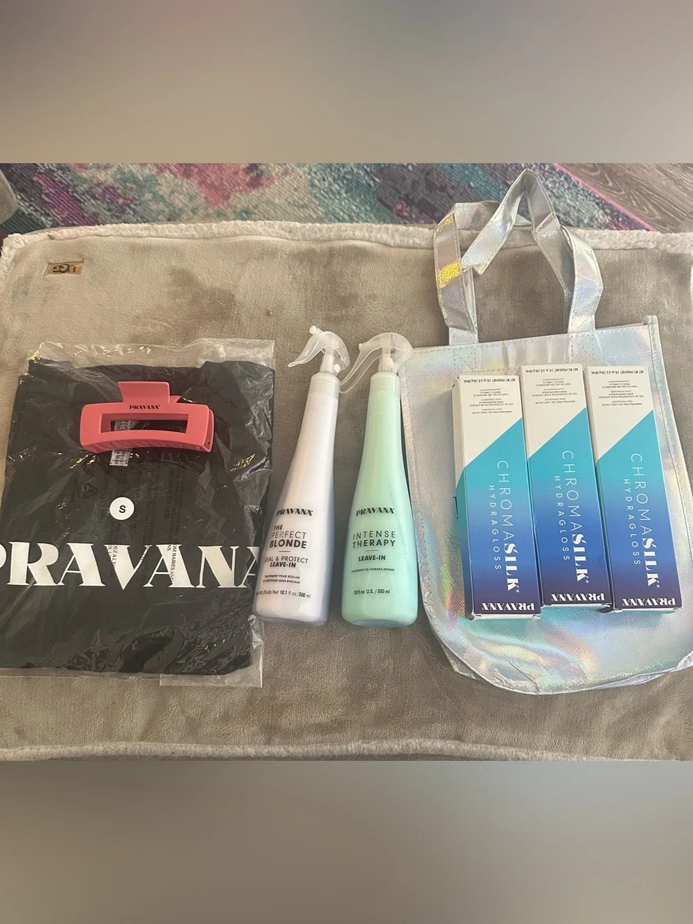 Pravana Bundle- T Shirt, Clip, 2 Full Size Leave Ins, 3 HydraGloss Toners, bag - Picture 5 of 5